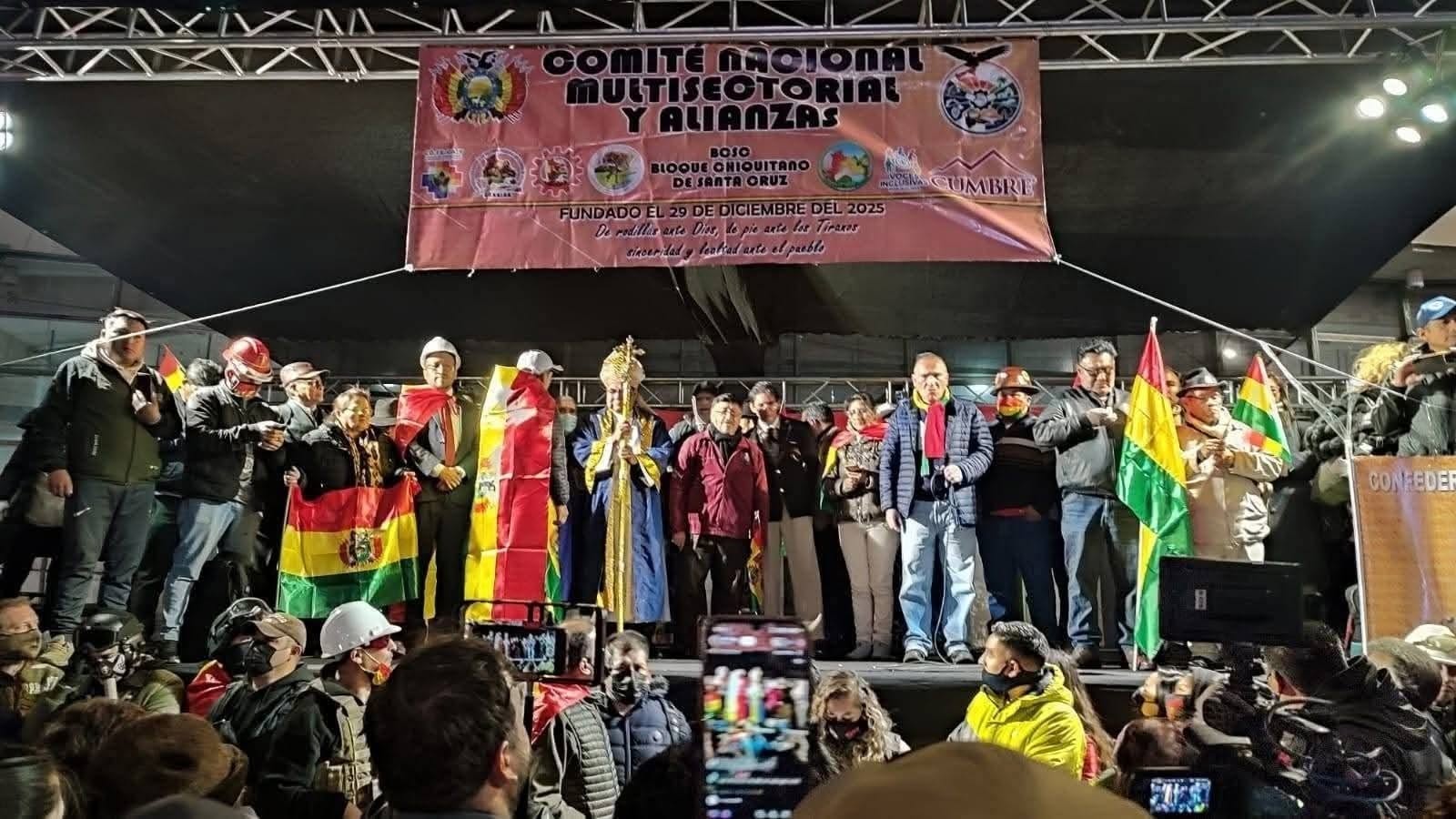 Cabildo en La Paz exige al Gobierno declarar estado de excepción para frenar los bloqueos