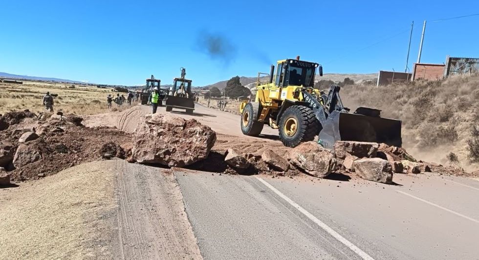 Bolivia queda sin bloqueos y la ABC reporta rutas transitables en todo el país