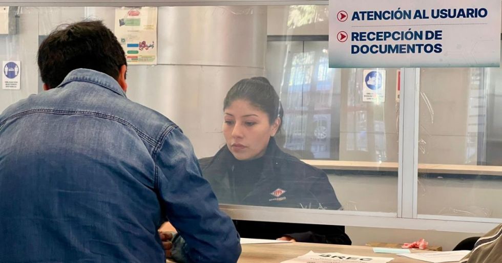 Miles de vehículos siguen pendientes de cobro tras compensación por gasolina en mal estado