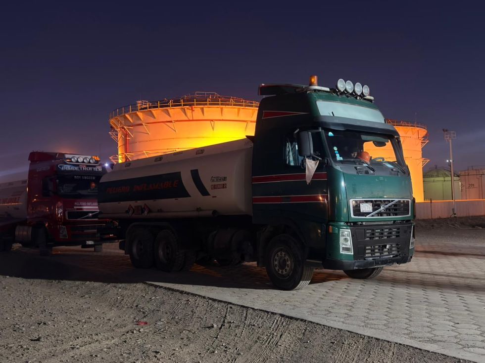 YPFB despacha más de 1.600 metros cúbicos de gasolina a La Paz y El Alto pese a los bloqueos