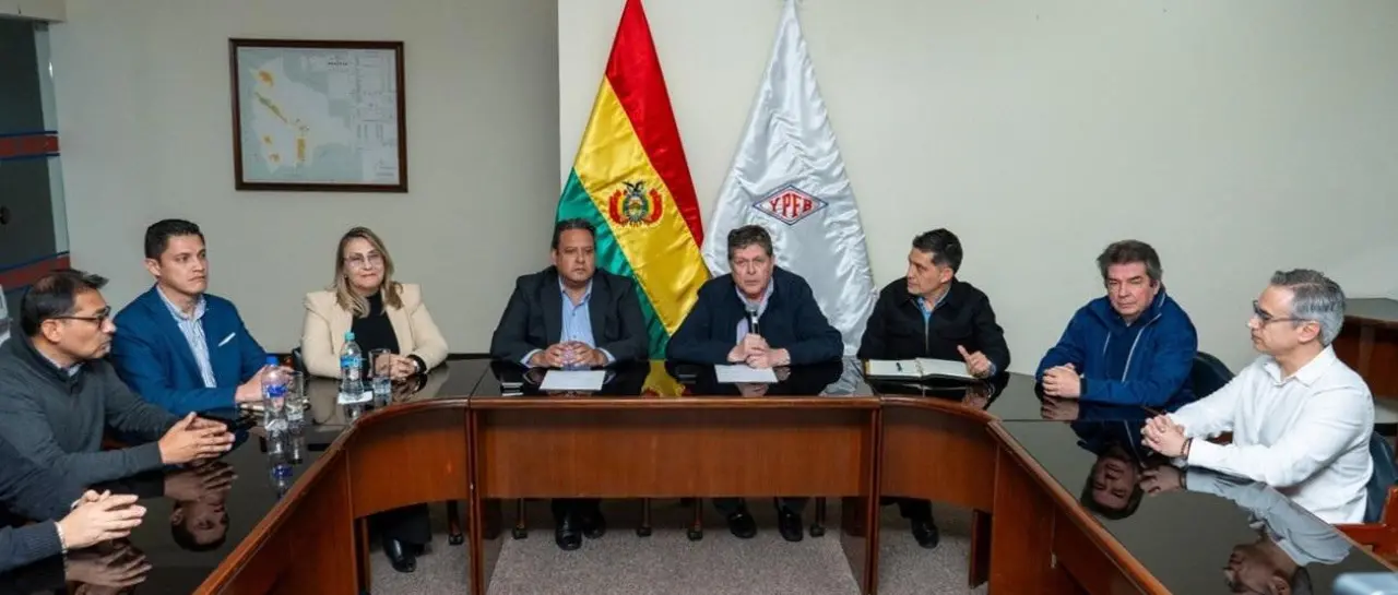 YPFB presenta a los nuevos gerentes que liderarán la reestructuración de la estatal