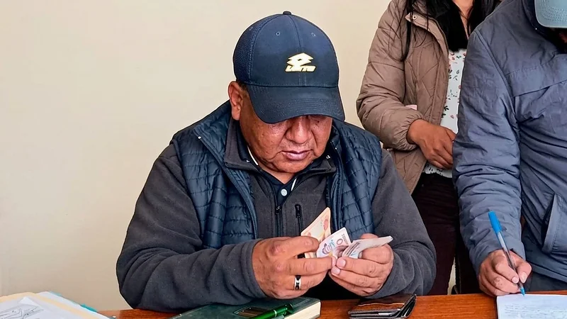 Decreto 5654 elimina descuentos automáticos y establece nuevos límites salariales