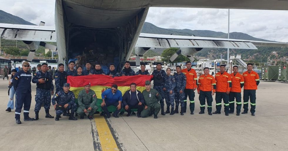 Contingente boliviano refuerza labores de búsqueda y ayuda humanitaria en Venezuela