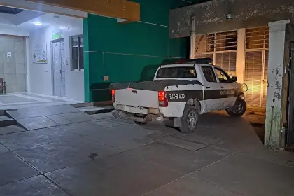 Tres obreros pierden la vida tras el colapso de una estructura metálica en El Alto