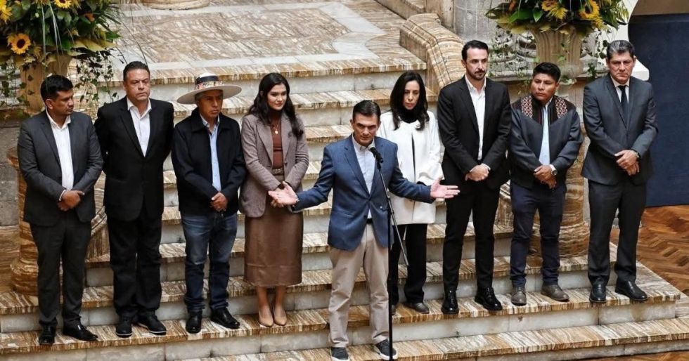 Gobierno analizará con gobernadores la política del 50-50 en reunión nacional