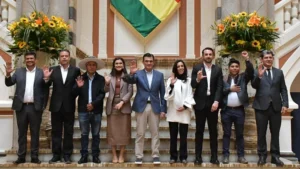 Los nueve gobernadores debatirán en Sucre la propuesta del 50/50