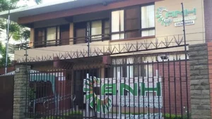 Conductores pasan la noche para conseguir una ficha del B-SISA en Cochabamba