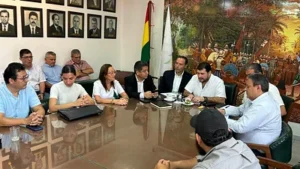 YPFB garantiza abastecimiento de diésel en Santa Cruz y anuncia mejoras