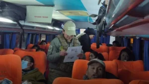 ¿Viajarás en el feriado? Estos son los documentos que debes llevar