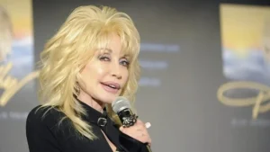 Muere Dolly Parton a los 80 años tras una breve batalla contra el cáncer
