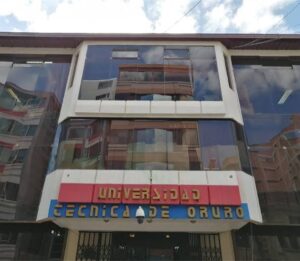 UTO dispone clases virtuales debido a la intensa nevada en Oruro