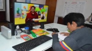 Santa Cruz de la Sierra pasará a clases virtuales este lunes ante paro del transporte