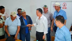 Gobierno y productores alcanzan acuerdo y levantan bloqueo en Cuatro Cañadas