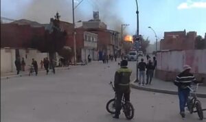 Detonación accidental de material pirotécnico provoca explosiones en regimiento de Viacha