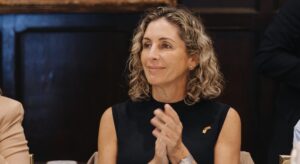 Lara afirma que Fiscalía aún no le notificó sobre denuncia contra la primera dama