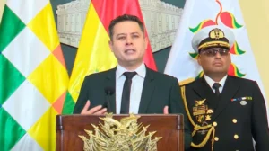 Lara asegura que respetará la decisión ciudadana sobre una reforma constitucional