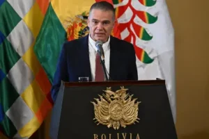 Gobierno evalúa ampliar el Estado de excepción en Bolivia