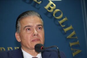Justiniano insta a Evo Morales a comparecer ante la Justicia y evitar hechos de violencia