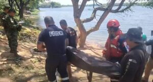 Tres personas mueren tras ingresar a la Laguna Guapilo en Santa Cruz