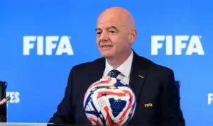 Vicepresidente de la federación alemana pide la salida de Gianni Infantino de la FIFA