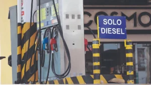 Gasolina vuelve a escasear en Santa Cruz, Cochabamba y La Paz