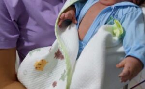 Nace un bebé de casi 7 kilos tras una cesárea de emergencia en Beni