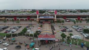 Restringen salidas de buses de Santa Cruz al occidente ante posible bloqueo