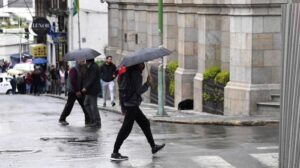 Frío y posibles desbordes de ríos: Senamhi activa dos alertas naranjas en cinco departamentos