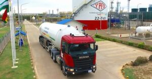 Gobierno eleva a Bs 6.000 millones el límite de recursos para la importación de combustibles