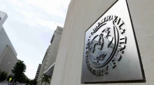 Acuerdo con el FMI plantea eliminar la subvención a combustibles desde 2027