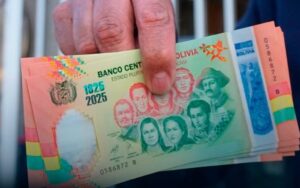 Transparencia denuncia presuntas irregularidades en compra de billetes del Bicentenario