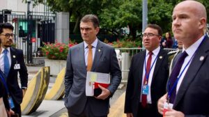 Paz afirma que gestiona recursos e inversiones durante su agenda en Estados Unidos