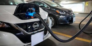 Gobierno impulsa renovación del transporte público con vehículos eléctricos, híbridos y a GNV