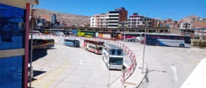 Transporte urbano se repliega en Potosí y buses interdepartamentales elevan tarifas