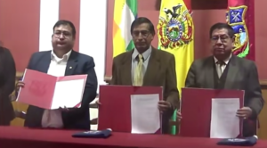 UTO y Zoonosis firman convenio para fortalecer la atención y formación veterinaria en Oruro