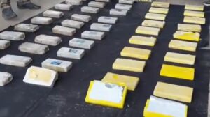 Paraguay incauta 52,4 kilos de cocaína ocultos en un camión boliviano con fertilizantes
