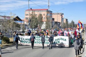 Rodrigo Paz advierte al evismo: “El bloqueo es la muerte”